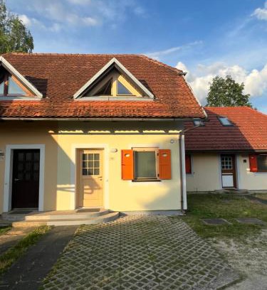Terme Catez Apartment | APARTMA BUQEZ-HOUSE 79 with Termal Riviera Čatež tickets
