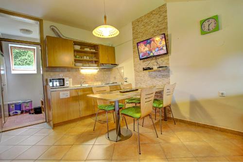 Zrece Apartment | Pet-Friendly Apartma David Rogla - Rated 8/10 for Families