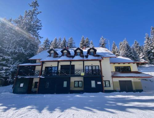 Paka Apartment | Pet-Friendly Apartma Jakob Rogla with Great Guest Reviews