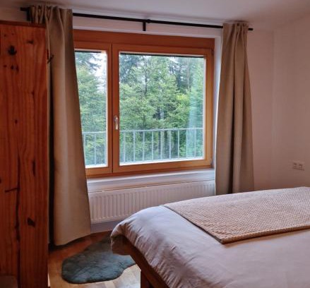 Hocko Pohorje Apartment | Exceptional APARTMA JEREBIKA with Child-Friendly Amenities