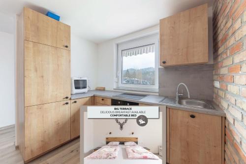 Radovljica Apartment | Oceanfront Apartma Naravni biser with Hot Tub & Breakfast