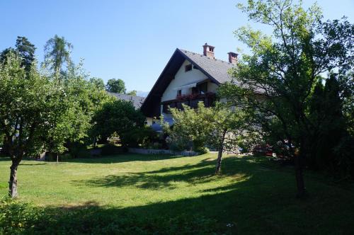 Bled Apartment | Oceanfront Bliss at Apartma Tanya Bled - Rated 9.8/10!