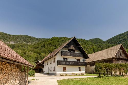 Bohinj Apartment | Child-Friendly Retreat at Apartmaji Rupnik - Guest Rated 9.2