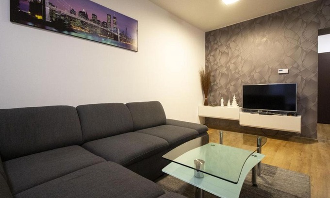 Velky Slavkov Apartment | Discover Apartman Adam: Perfect for Families & Pets