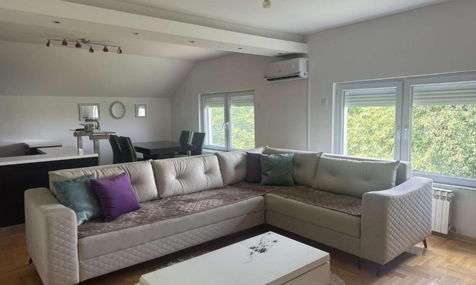 Novi Grad Sarajevo Apartment | Pet-Friendly Retreat with Hot Tub - Apartman Armin Awaits!