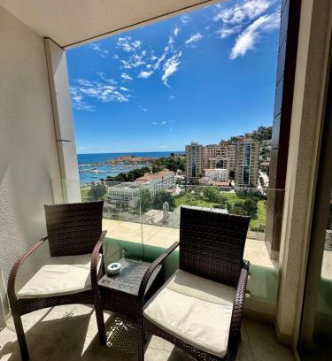 Budva Apartment | Stunning Apartman Drobnjak with Sea Views & Pool Access