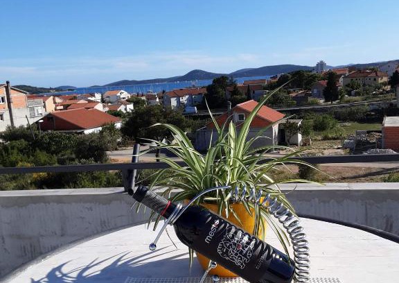 Vodice Apartment | Family Retreat at Apartman Grlić - Rated 9.9 by Guests