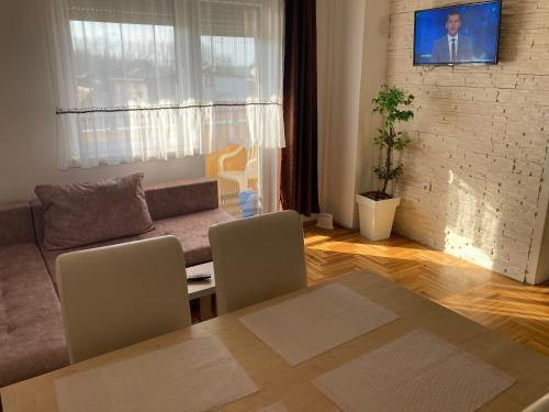 Apatin Apartment | Pet-Friendly Retreat at Apartman Jana Apatin – 9.6/10 Rated