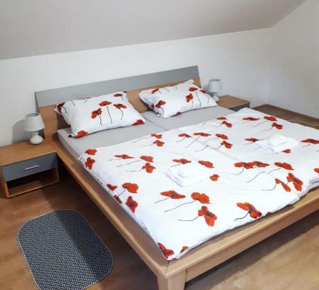 Tusilovic Apartment | Family-Friendly Getaway at Apartman Lena – Rated 8.4/10