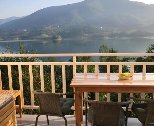 Herzegovina-Neretva Canton Apartment | Explore Apartman Manov - Perfect for Families at Ramsko Jezero