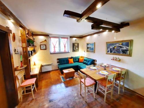 Brzece Apartment | Family-Friendly Retreat at Apartman Pod bregom - Gondola