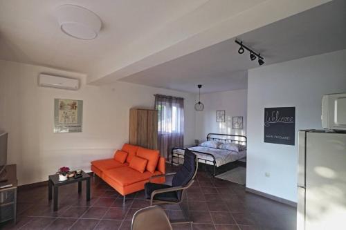 Municipality of Omisalj Apartment | Pet-Friendly Apartman Studio Pesja with Perfect Ratings
