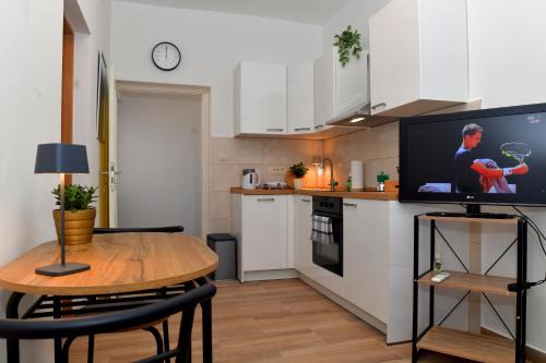 Rijeka Apartment | Apartman Tina 2