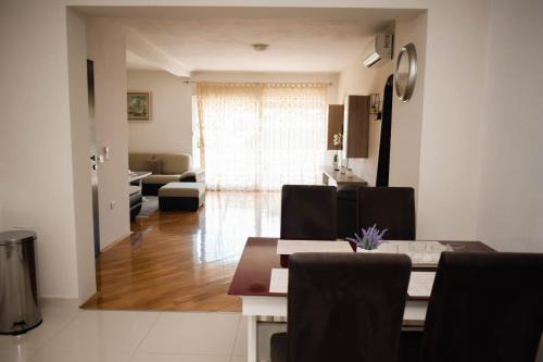 Capljina Apartment | Family-Friendly Stay at Apartman Villa Vita - Guest Rated 9.9