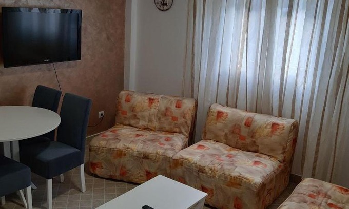 Bijeli do Apartment | Discover ApartmanBorovic: Guest Rated 9/10 with Kitchen Access