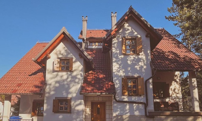 Risovac Apartment | Child-Friendly Stay at Apartmani Astra - Guest Rated 10/10