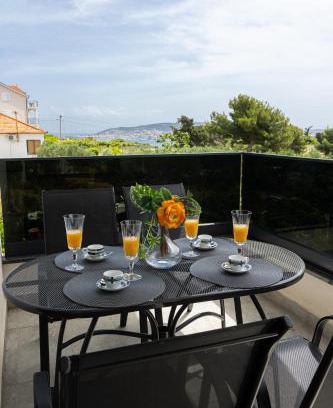 Seget Vranjica Apartment | Family-Friendly Stay at Apartmani Gabriel - 4 Star Rated