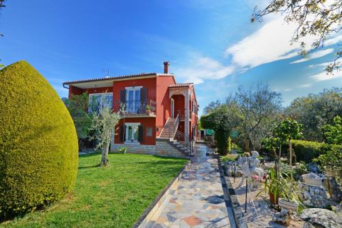 Vrznaveri Apartment | Perfect Getaway at Apartmani KRAMAR - Rated 10/10!