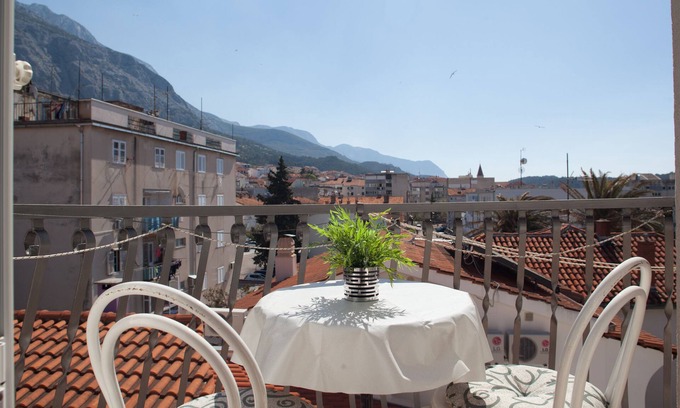 Makarska Old Town Apartment | Experience Ultimate Comfort at Apartmani Kuzmanić