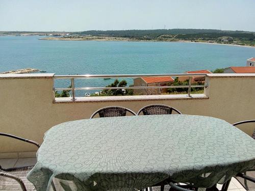 Caska Apartment | Oceanfront Retreat at Apartmani Luna - Guest Rated 10/10