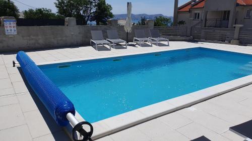 Senj Apartment | Elegant Oceanfront Getaway at Apartmani Naomi&Leo