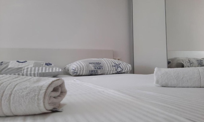Neum Apartment | Oceanfront Escape at Apartmani Perla - Guest Rated 9.8
