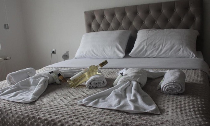 Teslic House | Exceptional Child-Friendly Apartmani Ramonda - Top Rated!