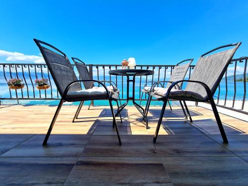 Southwestern Region Apartment | Oceanfront Retreat at Apartmani Rustik Trpejca - 10/10 Rated