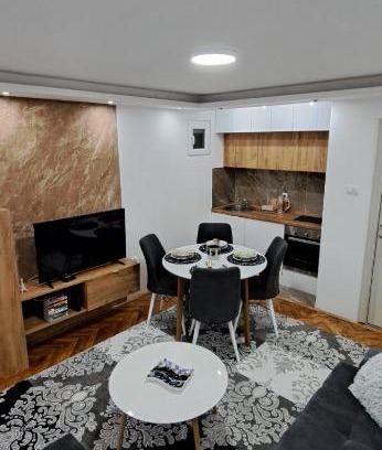Vrdnik Apartment | Top-Rated Family-Friendly Stays at Apartmani Vranić