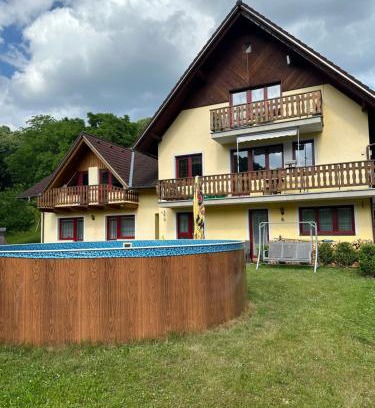 Vrchlabi Apartment | Family-Friendly Stay at Apartmany U Kamenky with Pool