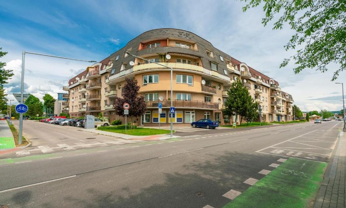 Trencin Apartment | Family-Friendly Apartmany Zlatovska with Great Guest Ratings