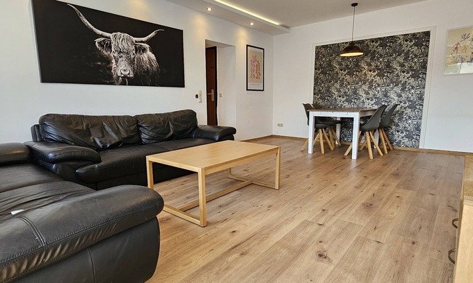 Fuldabruck Apartment | Cozy Apartment with Countryside View and Family Amenities