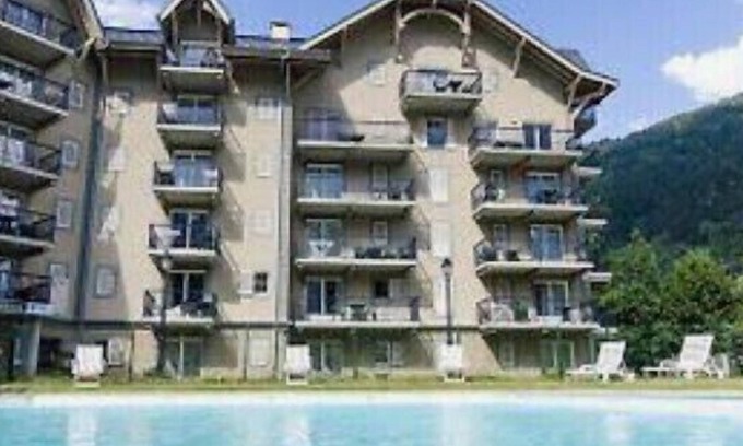Saint-Gervais-les-Bains Apartment | Inviting Apartment St Gervais with Pool and Scenic Views