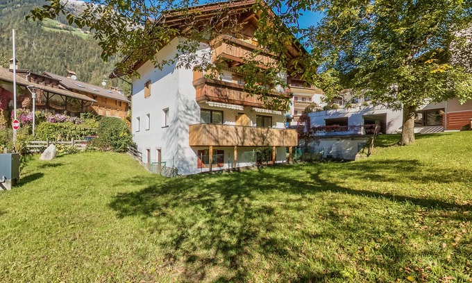 San Leonardo in Passiria Apartment | Cozy Apartment with Balcony, Ideal for Families & Pets