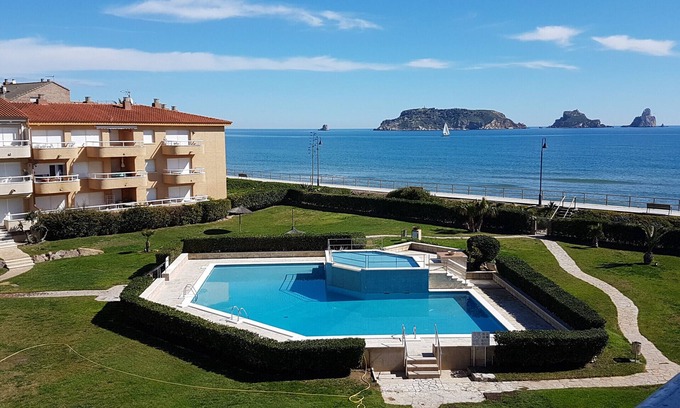 Els Griells Apartment | Unmatched Comfort at Apartment Argonavis 326 with Pool