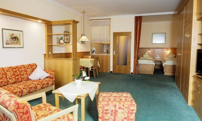 Bad Griesbach-Therme Apartment | Cozy Apartment with Balcony & Thermal Bath Access