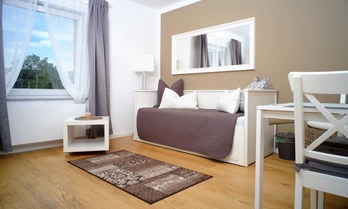 Lutherstadt Wittenberg Apartment | Family-Friendly Apartment B - Top-Rated Stadt-Apartments