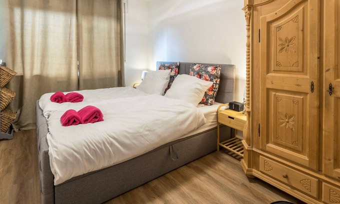 Radolfzell am Bodensee Apartment | Oceanfront Retreat in Radolfzell with Private Terrace & Spa