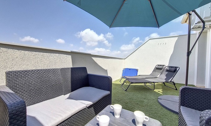 Molino del Chirrete Apartment | Exceptional San Pedro Apartment with Ocean View & Spa