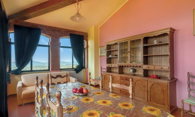 Castelfranco Piandisco Other | Beautiful Apartment 'La Loggia' with Pool and Terrace