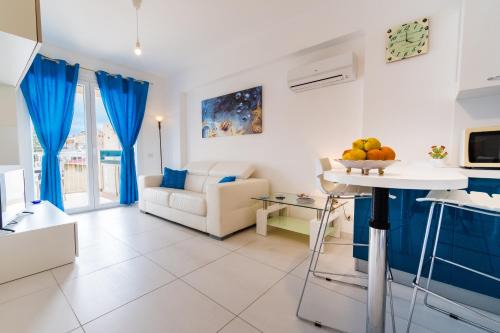 Villa Margi Apartment | Oceanfront Apartment with Breathtaking Sea Views