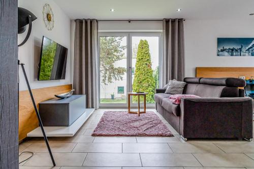 Rhein-Erft-Kreis District Apartment | Family-Friendly Retreat: Apartment#1 with High Guest Ratings