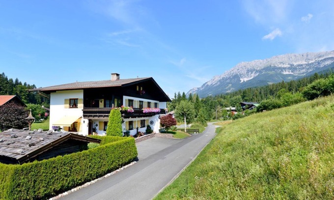 Ellmau Apartment | Comfortable Family Apartment for 4 at Appartementhaus Mühlberger