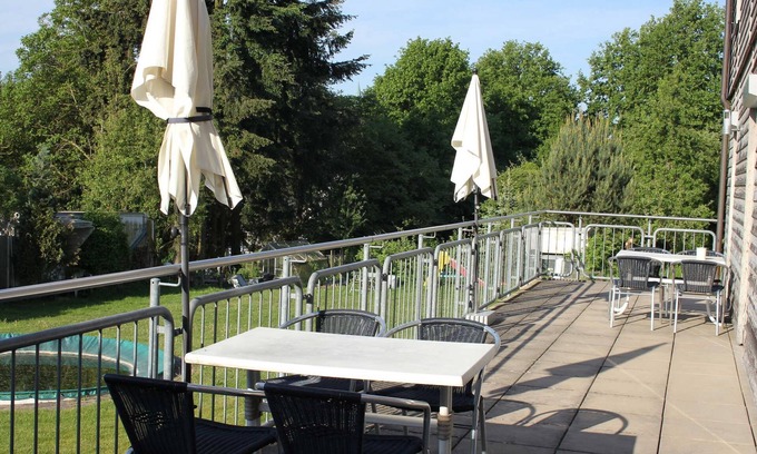 Brandau Apartment | Top-Rated Apartment 1 - Haus am Mühlberg with Pool Access