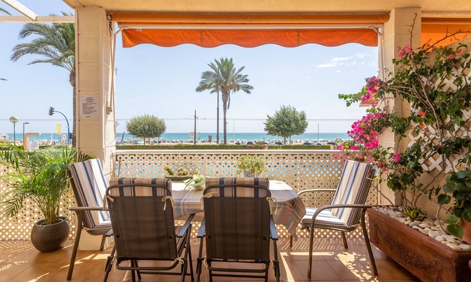 Coveta Fuma Apartment | Top-Rated Apartment with Ocean View in Playa San Juan