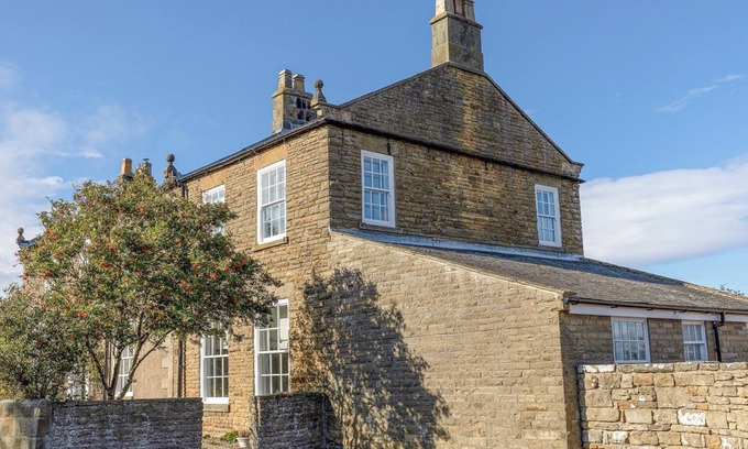Briggswath Apartment | Cozy Apartment 1 Sneaton Hall - Pet-Friendly & Welcoming