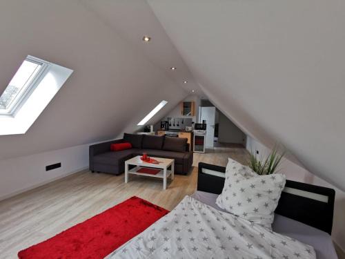 Hunzingen Apartment | Cozy 1 Zimmer Apartment: Family-Friendly Comfort Awaits