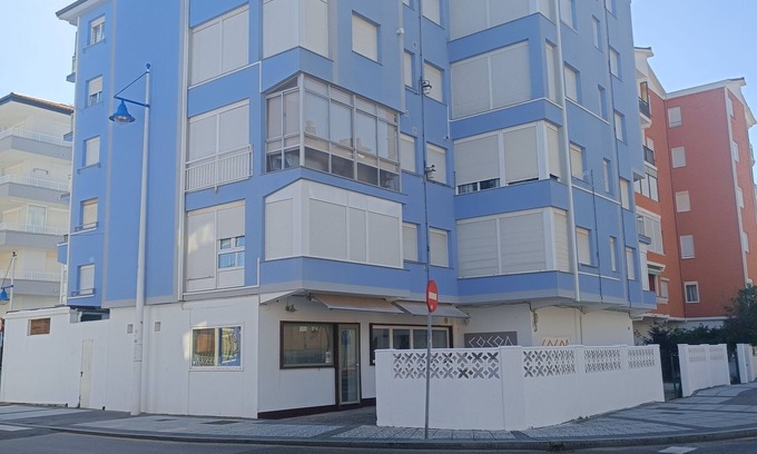 Suances Apartment | Beachside Apartment with Spa and Hot Tub in Suances