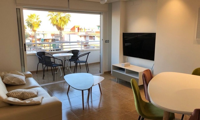 Santa Pola Apartment | Beachside Apartment with Pool and Ocean View, Rated 10/10