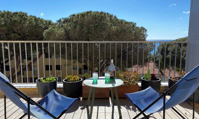 Figarella Apartment | Apartment 100m from the beach, fully renovated, 3 bedrooms, ideal for families